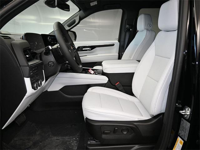 new 2025 Chevrolet Suburban car, priced at $81,595