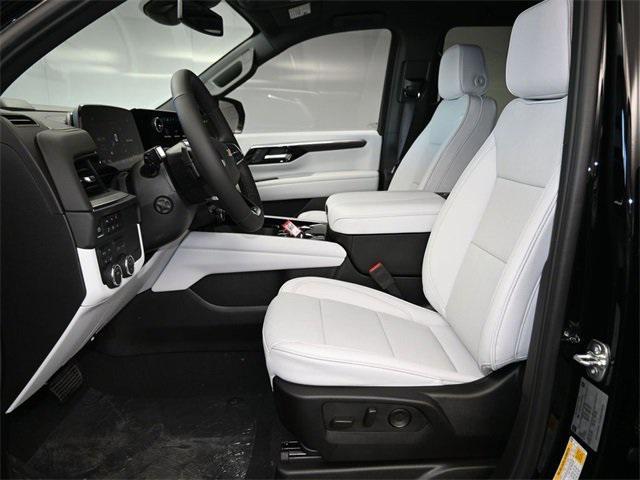 new 2025 Chevrolet Suburban car, priced at $81,595