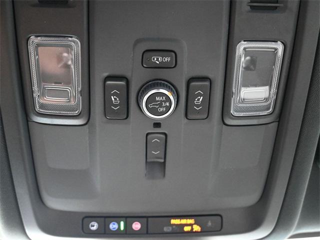 new 2025 Chevrolet Suburban car, priced at $81,595