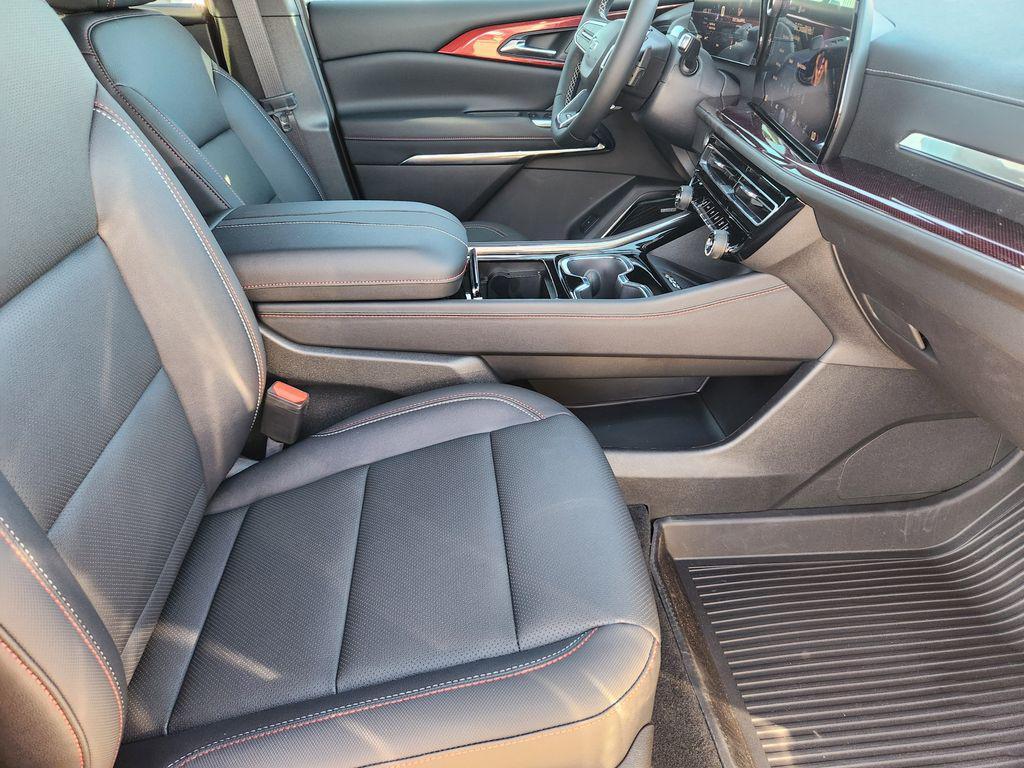 new 2026 Chevrolet Traverse car, priced at $57,378