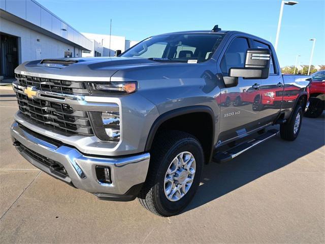 new 2025 Chevrolet Silverado 3500 car, priced at $60,160