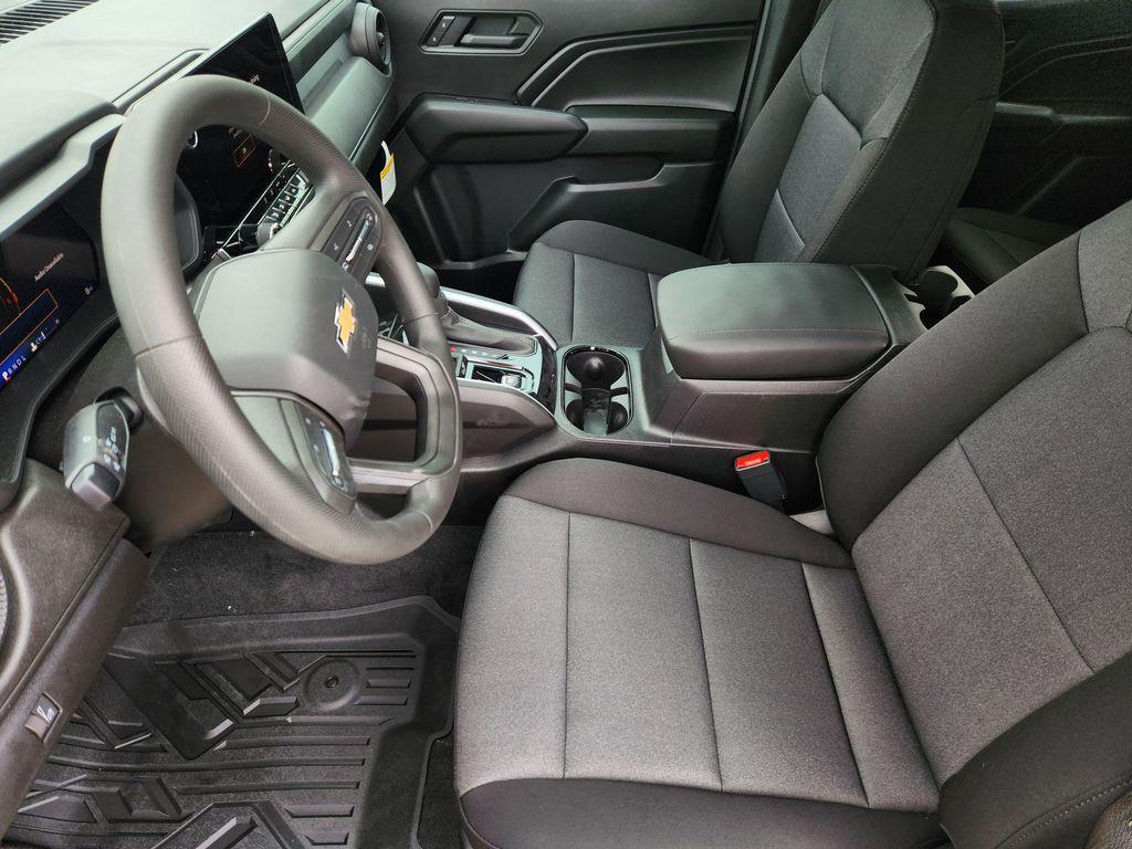 new 2026 Chevrolet Colorado car, priced at $33,344