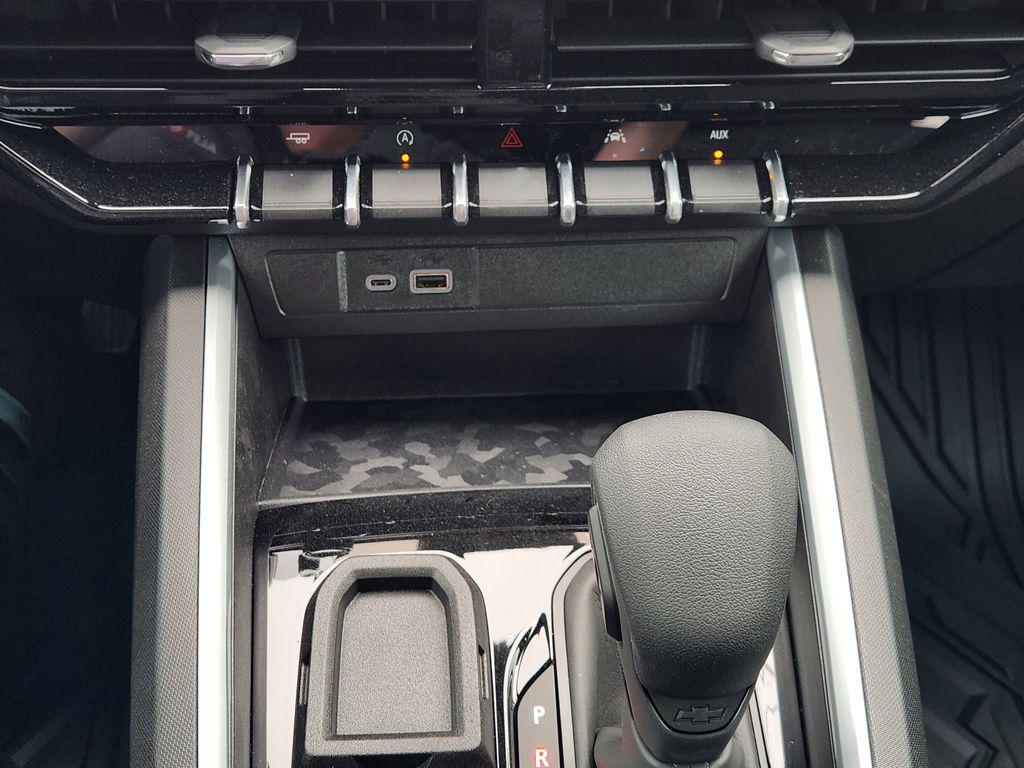 new 2026 Chevrolet Colorado car, priced at $33,344