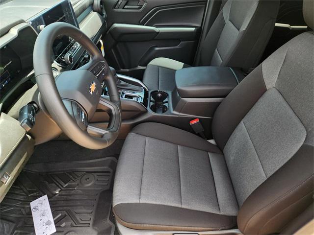 new 2025 Chevrolet Colorado car, priced at $31,490