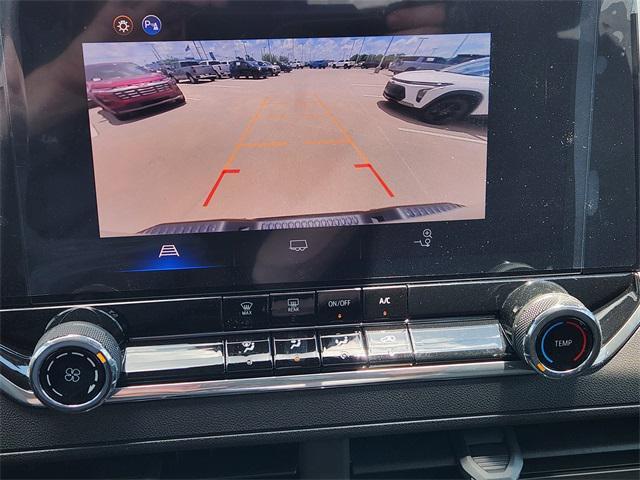 new 2025 Chevrolet Colorado car, priced at $31,490