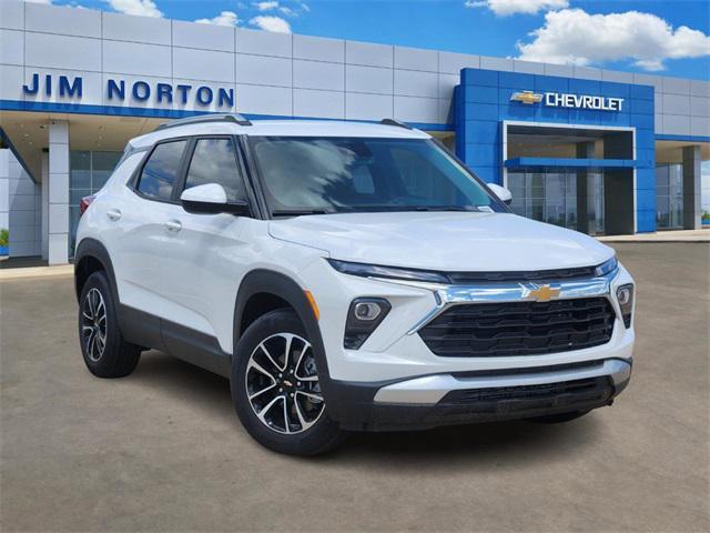 new 2025 Chevrolet TrailBlazer car, priced at $27,384