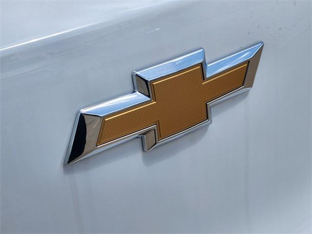 new 2025 Chevrolet TrailBlazer car, priced at $27,384