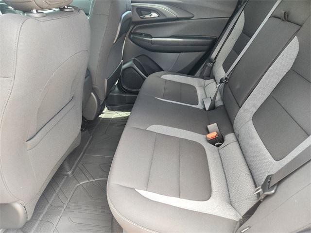 new 2025 Chevrolet TrailBlazer car, priced at $27,384