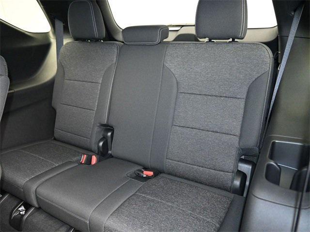new 2025 Chevrolet Traverse car, priced at $43,045