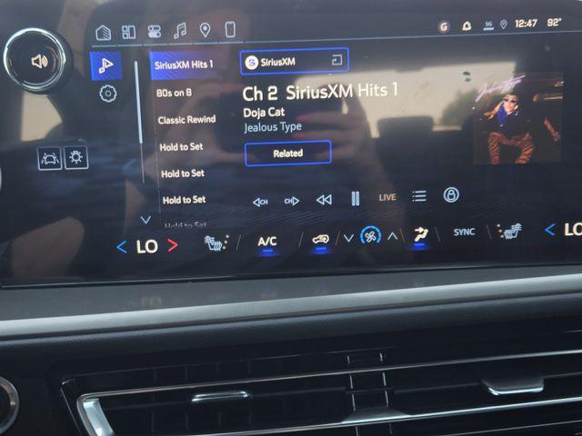 new 2026 Chevrolet Traverse car, priced at $43,305