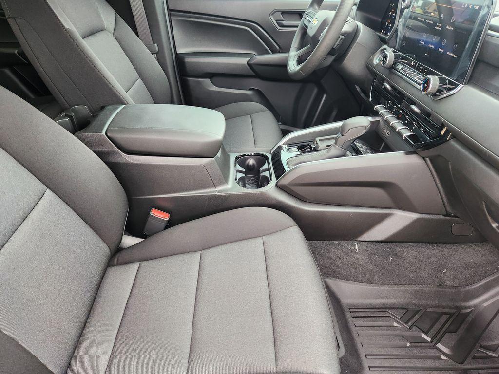 new 2026 Chevrolet Colorado car, priced at $32,283