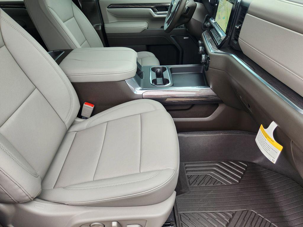 new 2025 Chevrolet Silverado 2500 car, priced at $75,727