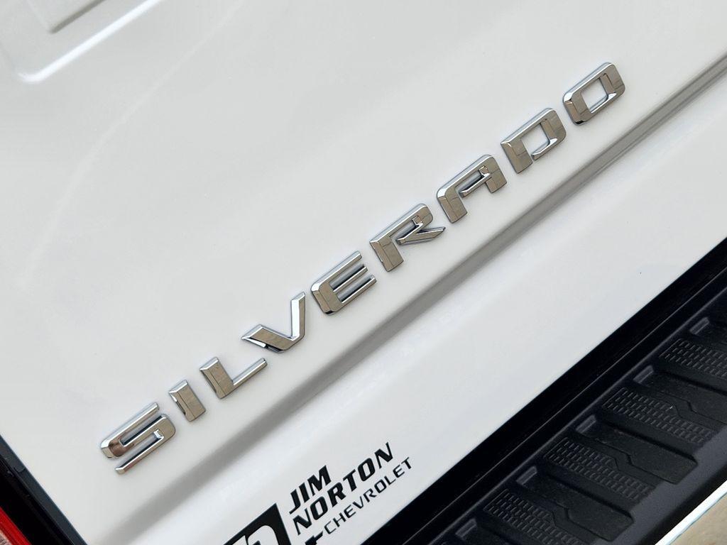 new 2025 Chevrolet Silverado 2500 car, priced at $75,727