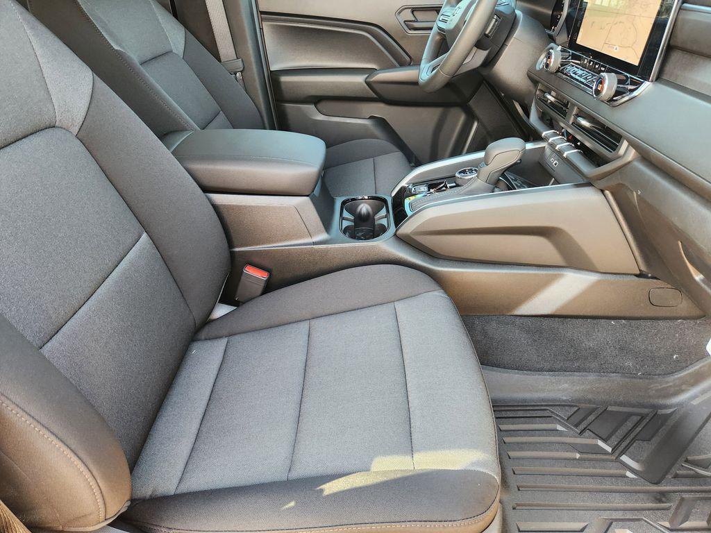 new 2026 Chevrolet Colorado car, priced at $42,613