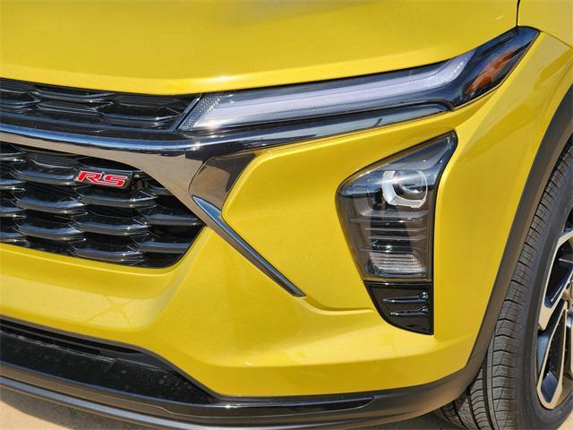 new 2025 Chevrolet Trax car, priced at $26,803