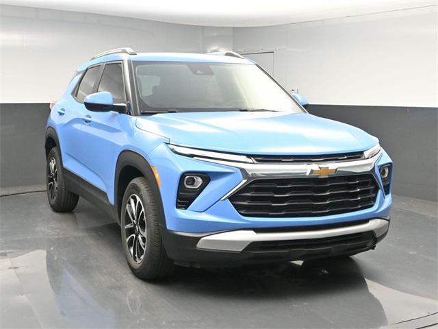 new 2024 Chevrolet TrailBlazer car, priced at $27,014