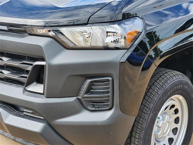new 2025 Chevrolet Colorado car, priced at $31,814