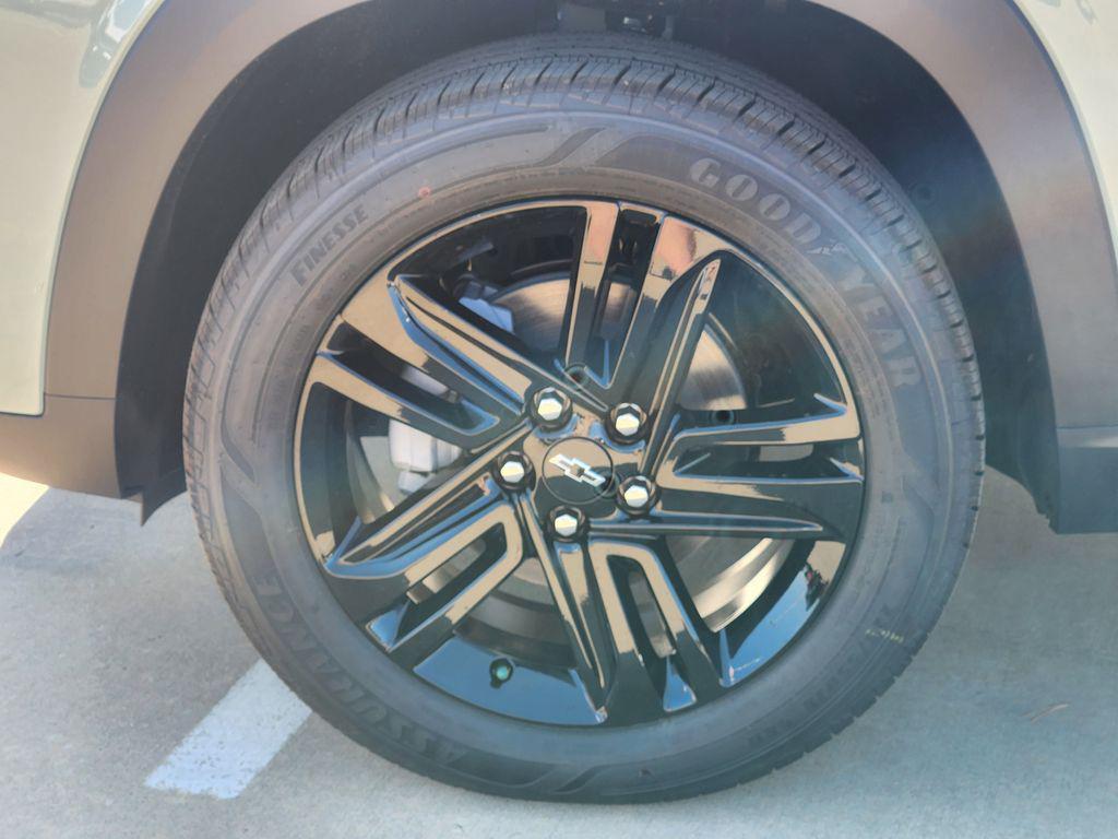 new 2026 Chevrolet Trax car, priced at $28,258