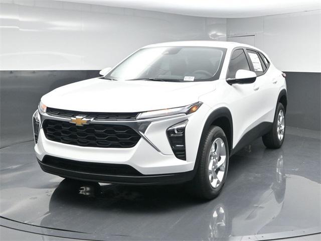 new 2025 Chevrolet Trax car, priced at $22,530