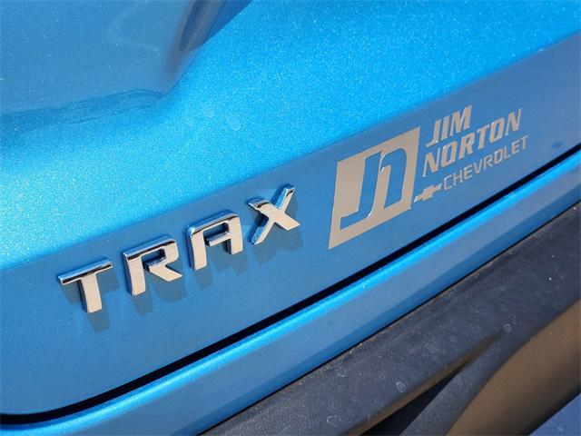 new 2025 Chevrolet Trax car, priced at $26,803