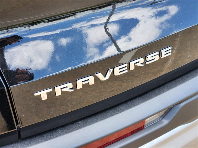 new 2025 Chevrolet Traverse car, priced at $45,560