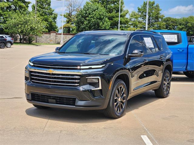 new 2025 Chevrolet Traverse car, priced at $45,560