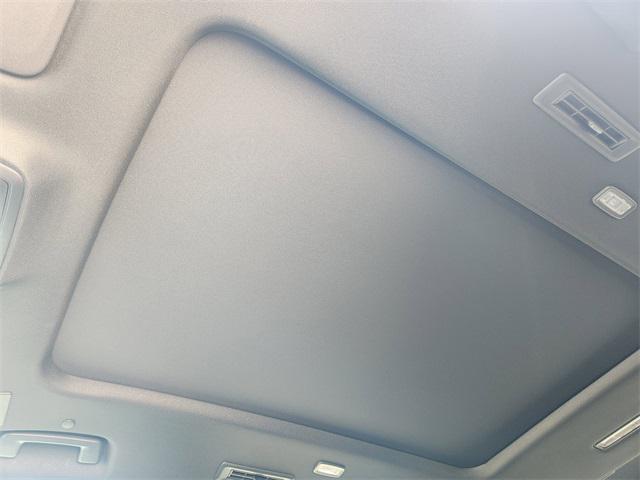new 2025 Chevrolet Traverse car, priced at $45,560