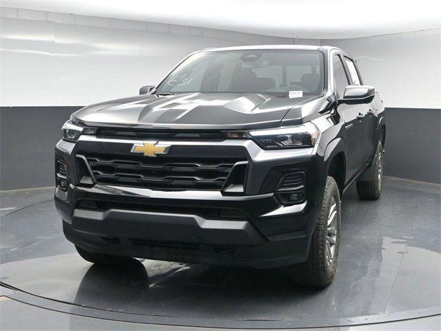 new 2025 Chevrolet Colorado car, priced at $38,297