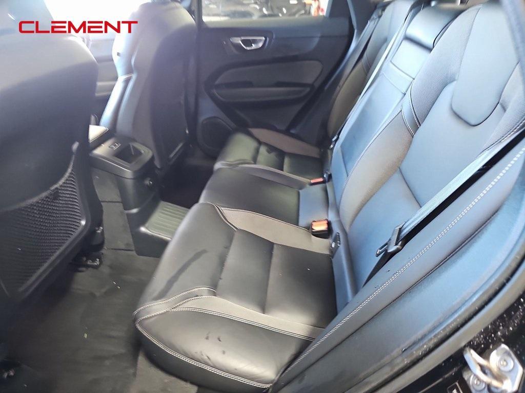 used 2022 Volvo XC60 Recharge Plug-In Hybrid car, priced at $31,500