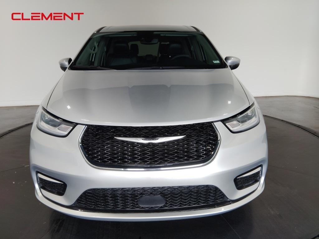 used 2023 Chrysler Pacifica car, priced at $24,000