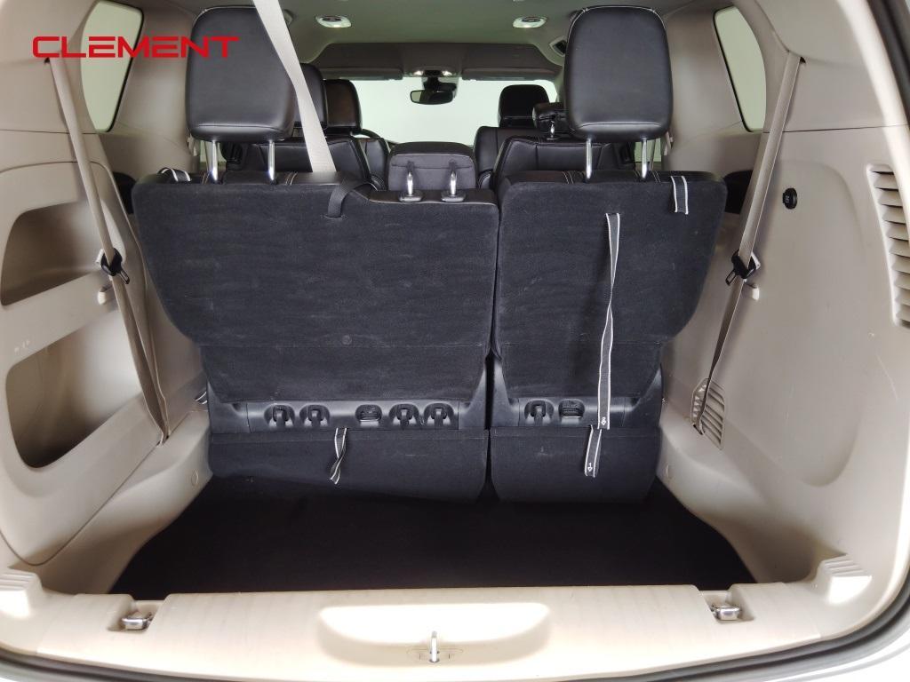used 2023 Chrysler Pacifica car, priced at $24,000