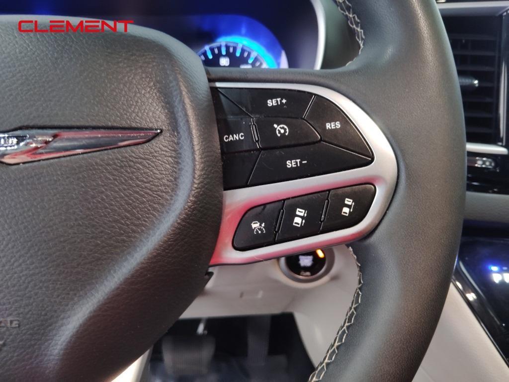 used 2023 Chrysler Pacifica car, priced at $24,000