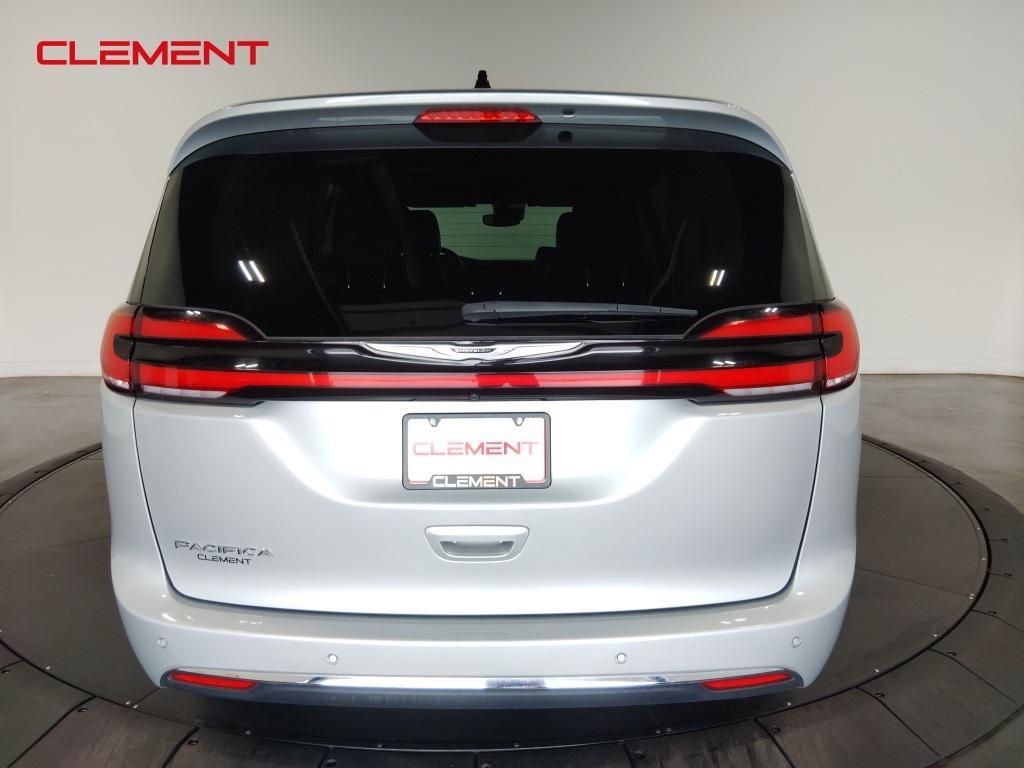 used 2023 Chrysler Pacifica car, priced at $24,000