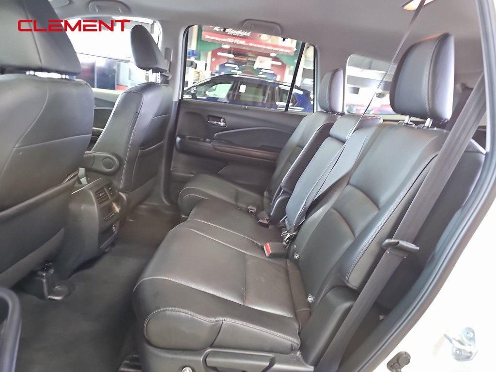used 2022 Honda Pilot car, priced at $32,200