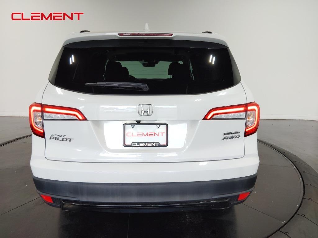 used 2022 Honda Pilot car, priced at $31,000