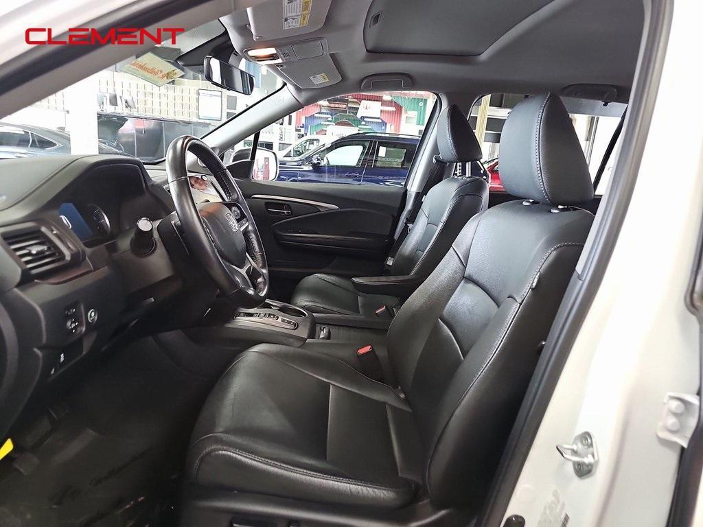 used 2022 Honda Pilot car, priced at $32,200