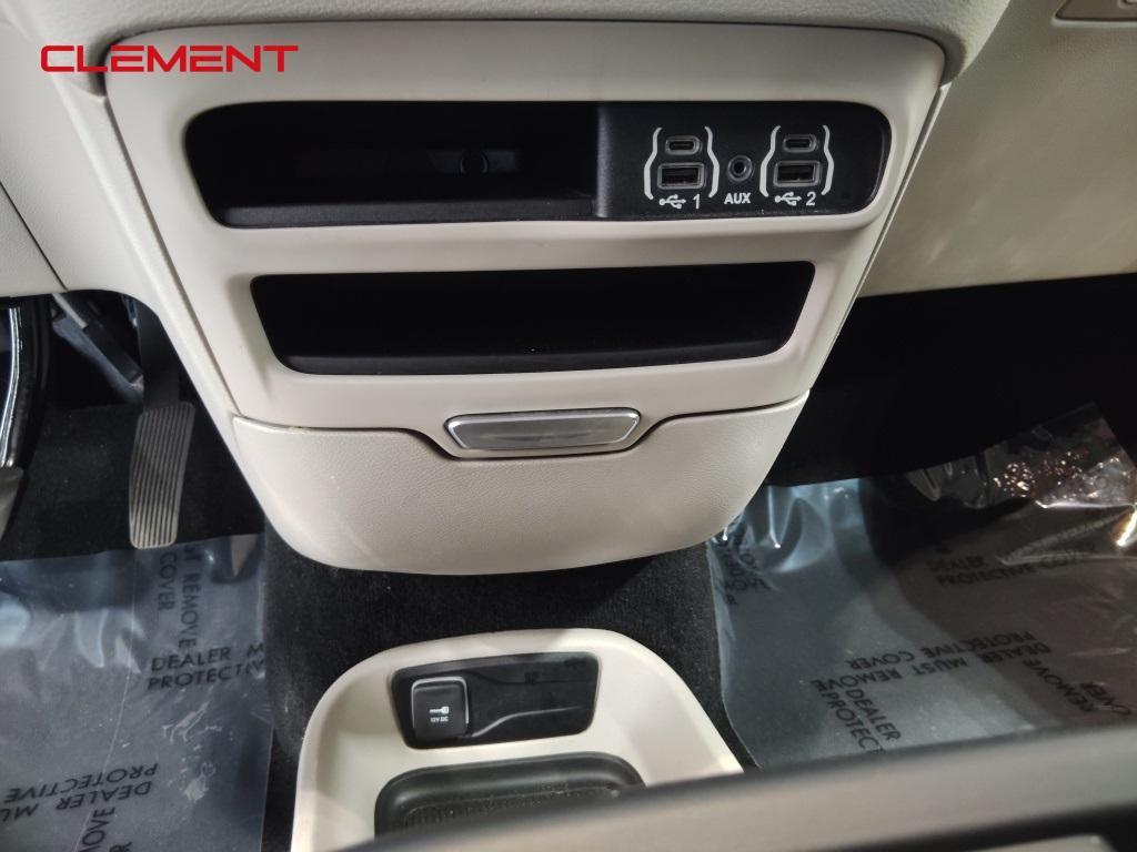 used 2023 Chrysler Pacifica car, priced at $23,700