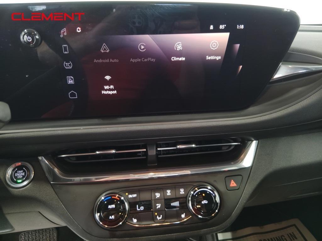 used 2025 Buick Envista car, priced at $23,000