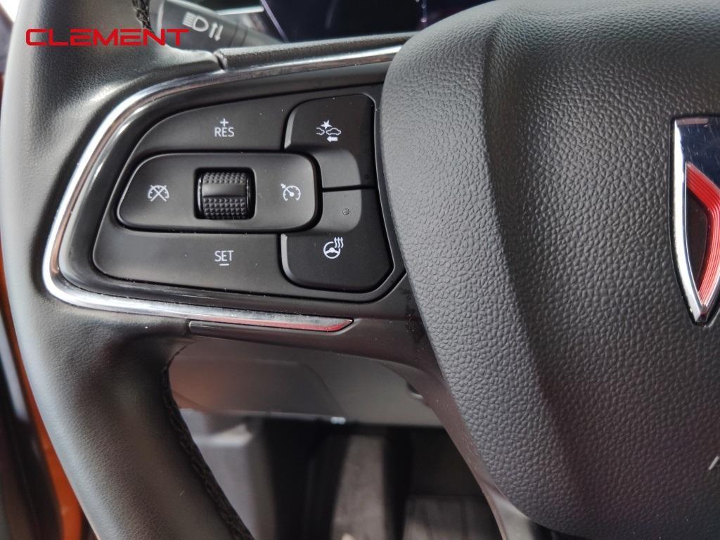 used 2025 Buick Envista car, priced at $23,000