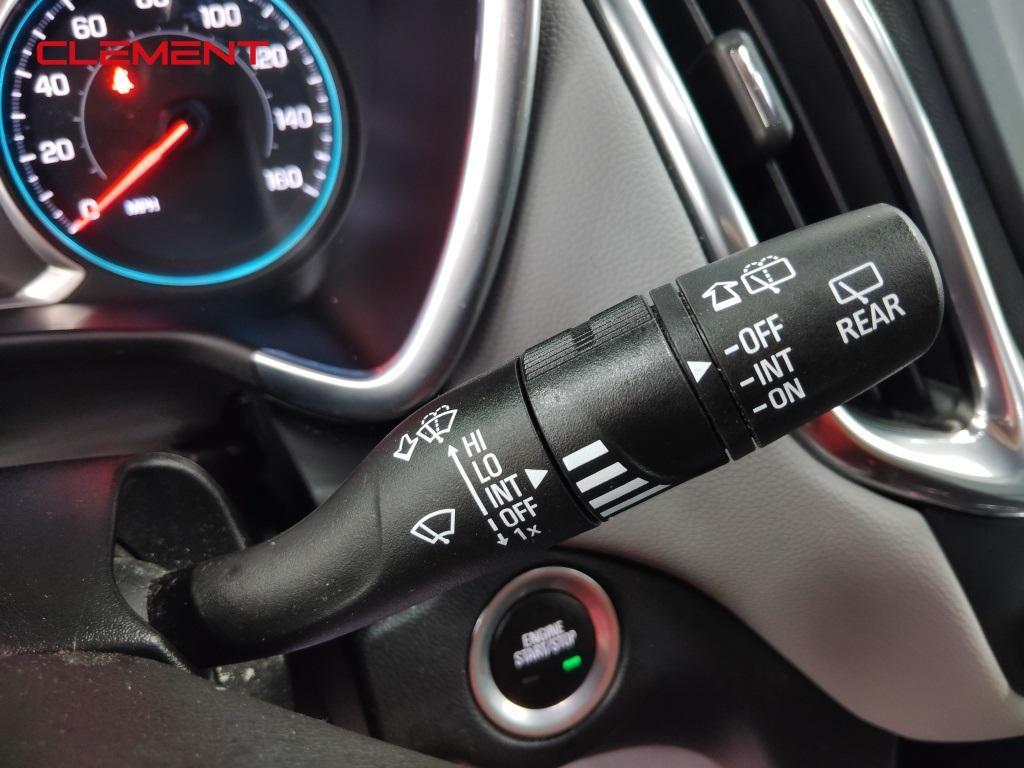 used 2022 Chevrolet Equinox car, priced at $19,300