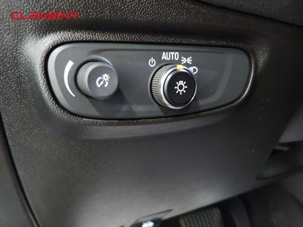 used 2022 Chevrolet Equinox car, priced at $19,300