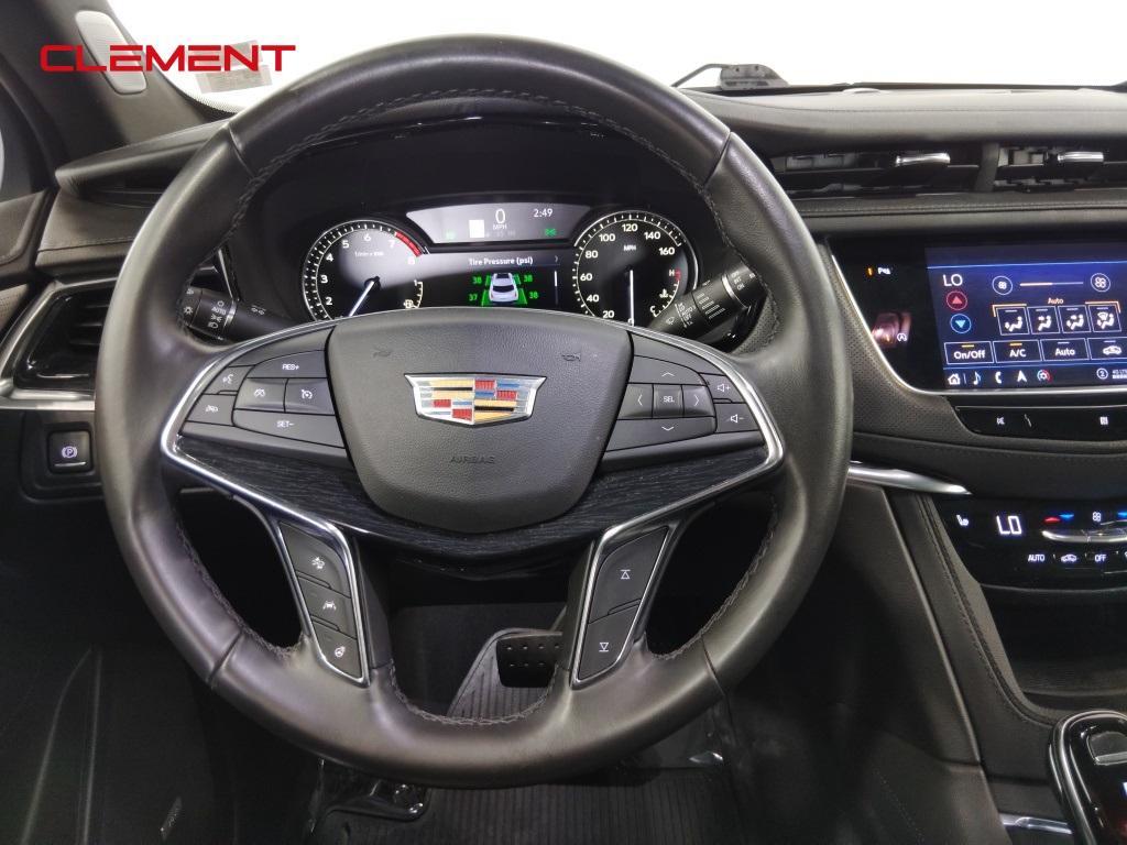 used 2020 Cadillac XT5 car, priced at $25,300