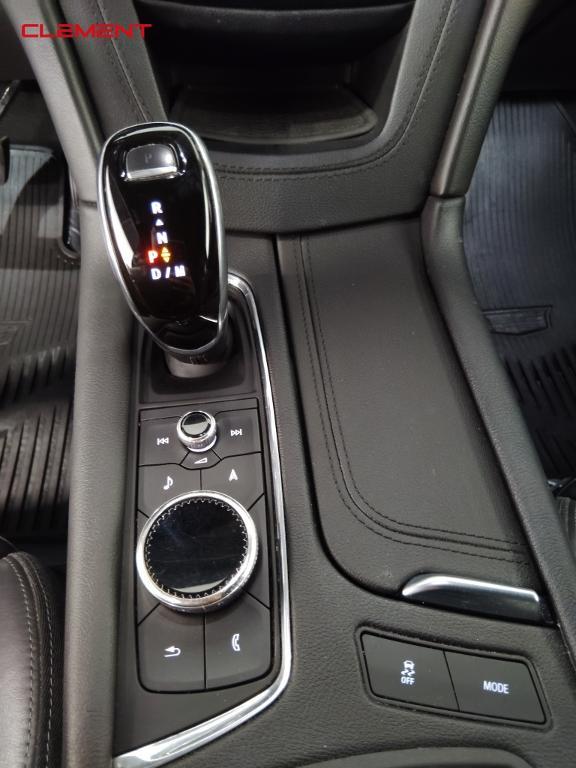 used 2020 Cadillac XT5 car, priced at $25,300