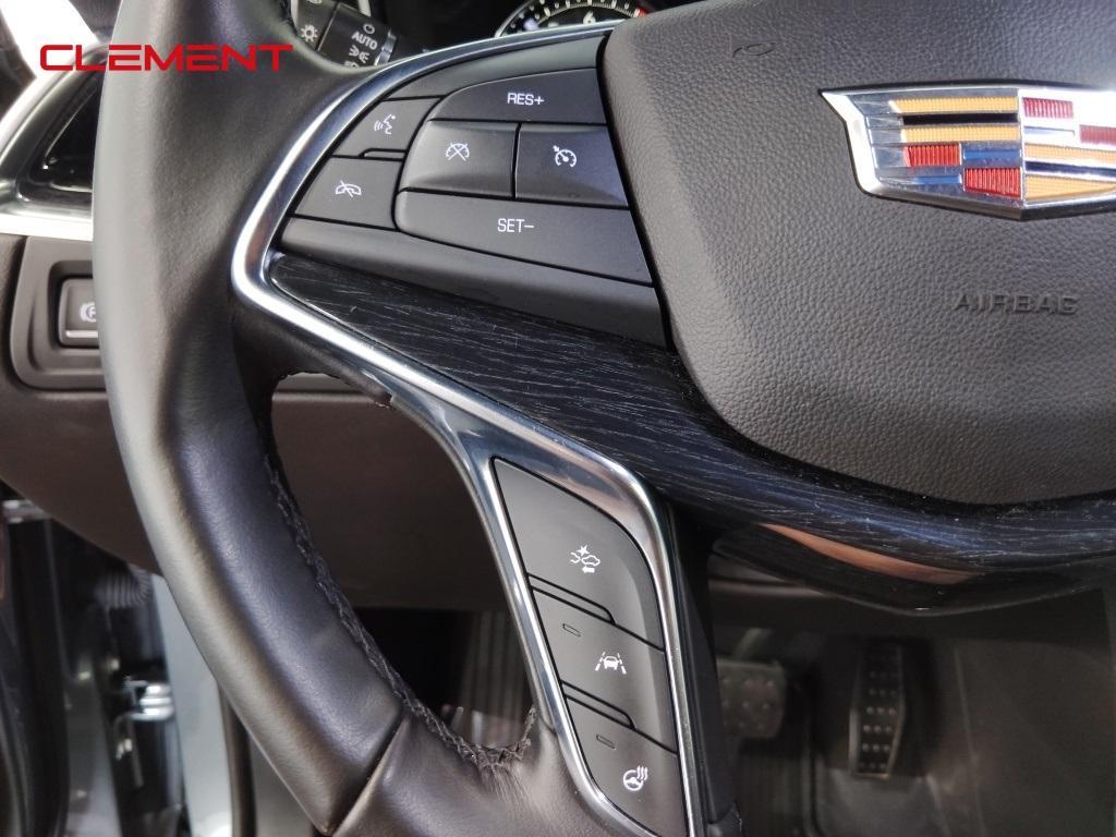 used 2020 Cadillac XT5 car, priced at $25,300
