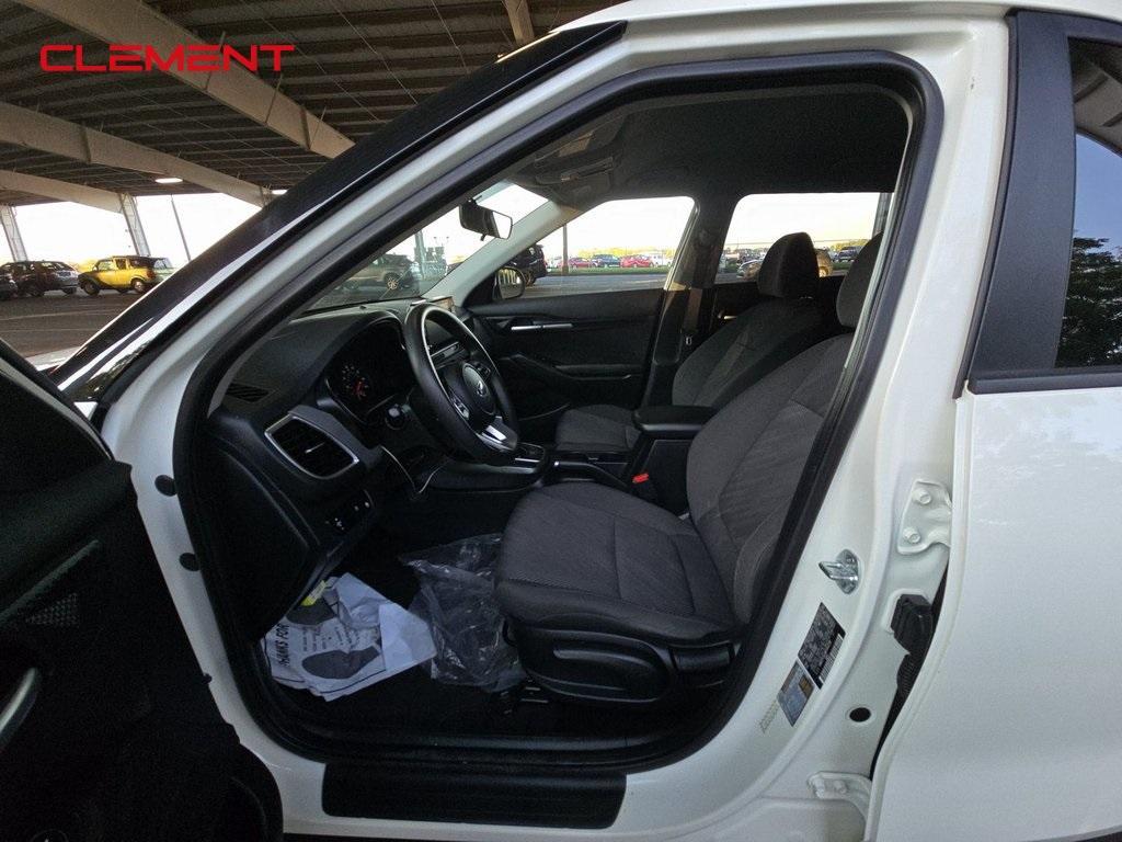 used 2021 Kia Seltos car, priced at $20,000
