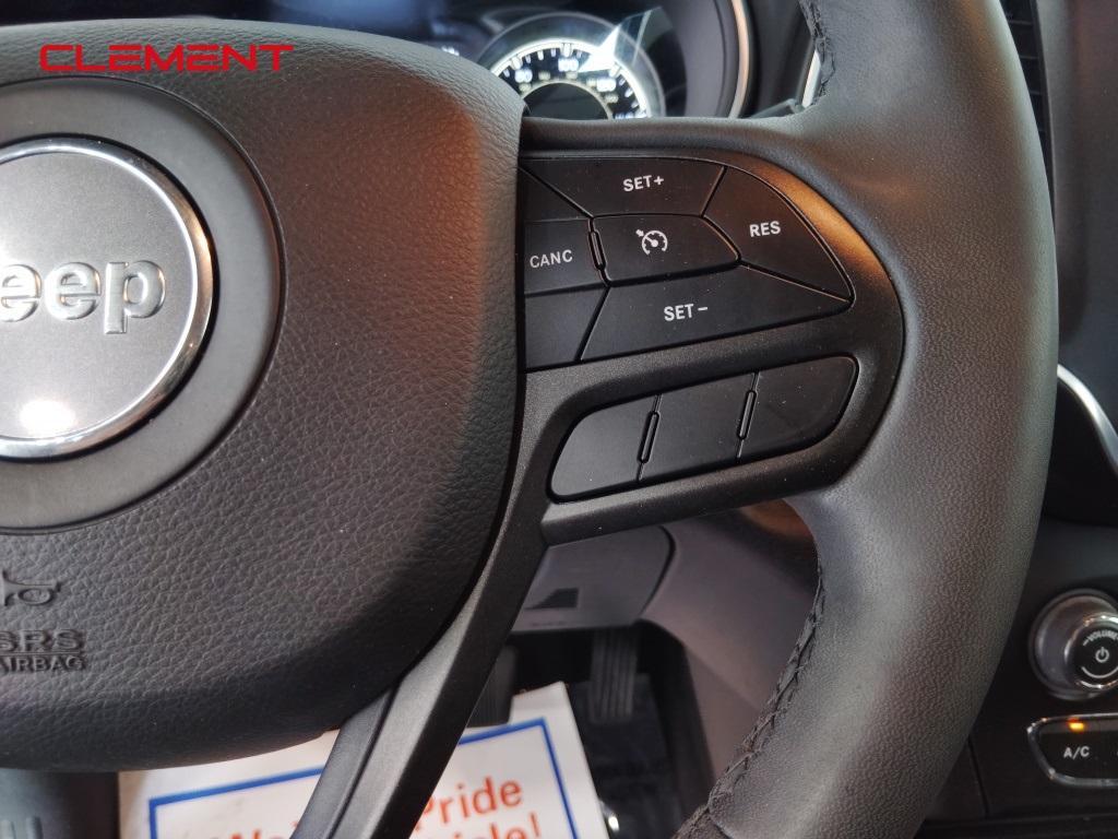 used 2022 Jeep Cherokee car, priced at $26,000