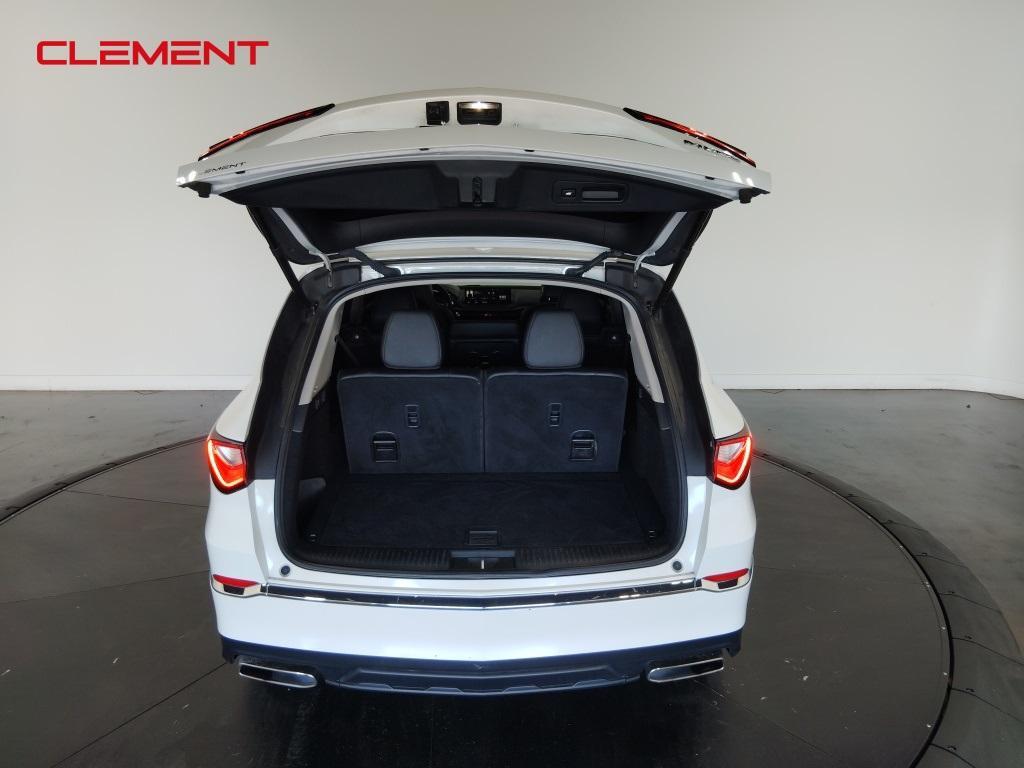 used 2022 Acura MDX car, priced at $30,800