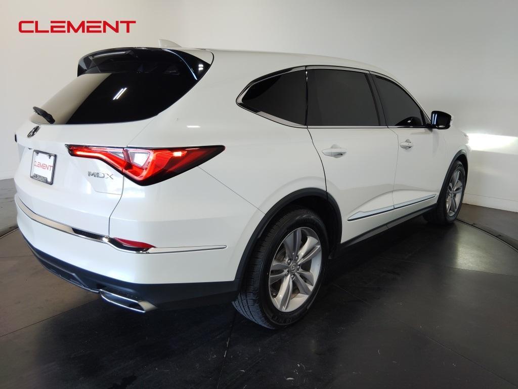 used 2022 Acura MDX car, priced at $30,800