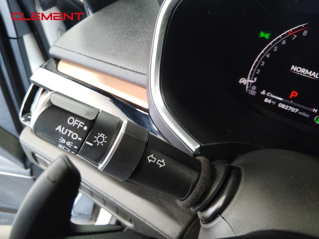 used 2022 Acura MDX car, priced at $30,800