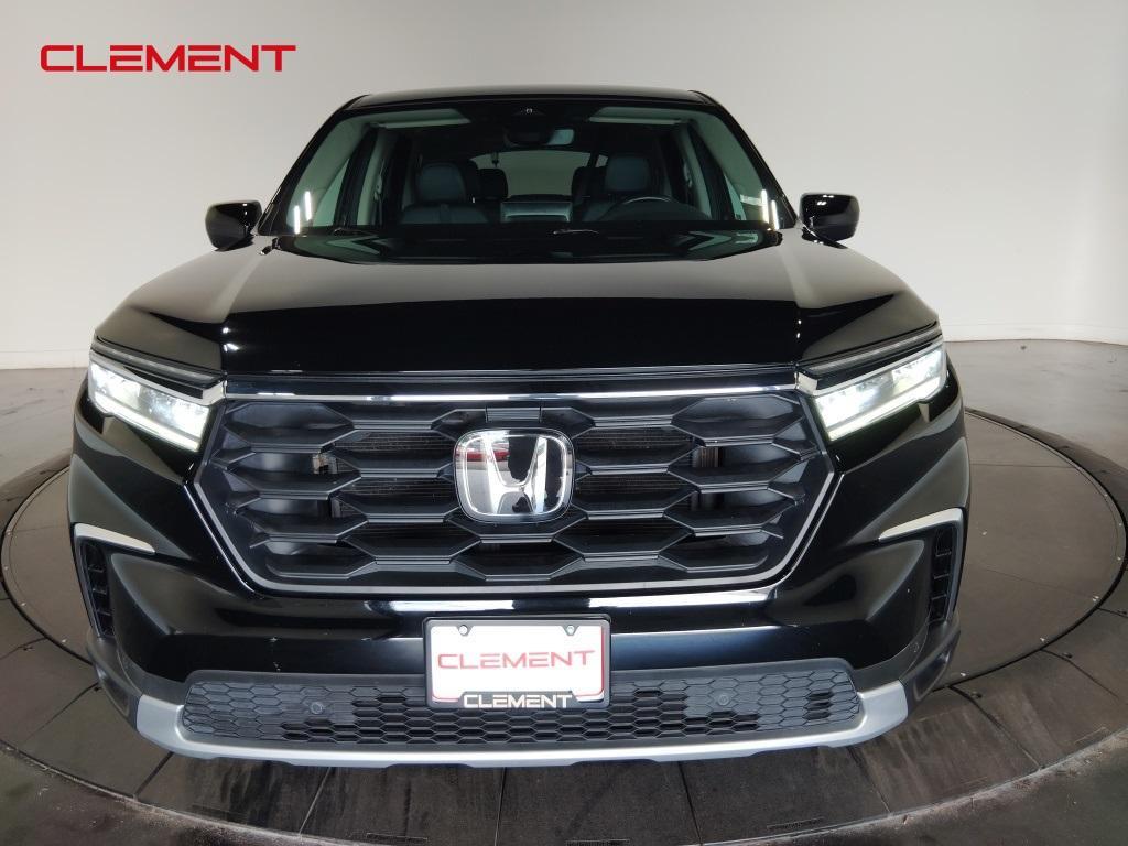 used 2023 Honda Pilot car, priced at $36,000